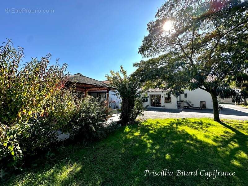 Maison à AIGREFEUILLE-D'AUNIS