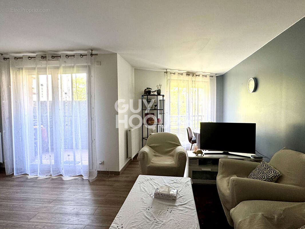 Appartement à ATHIS-MONS