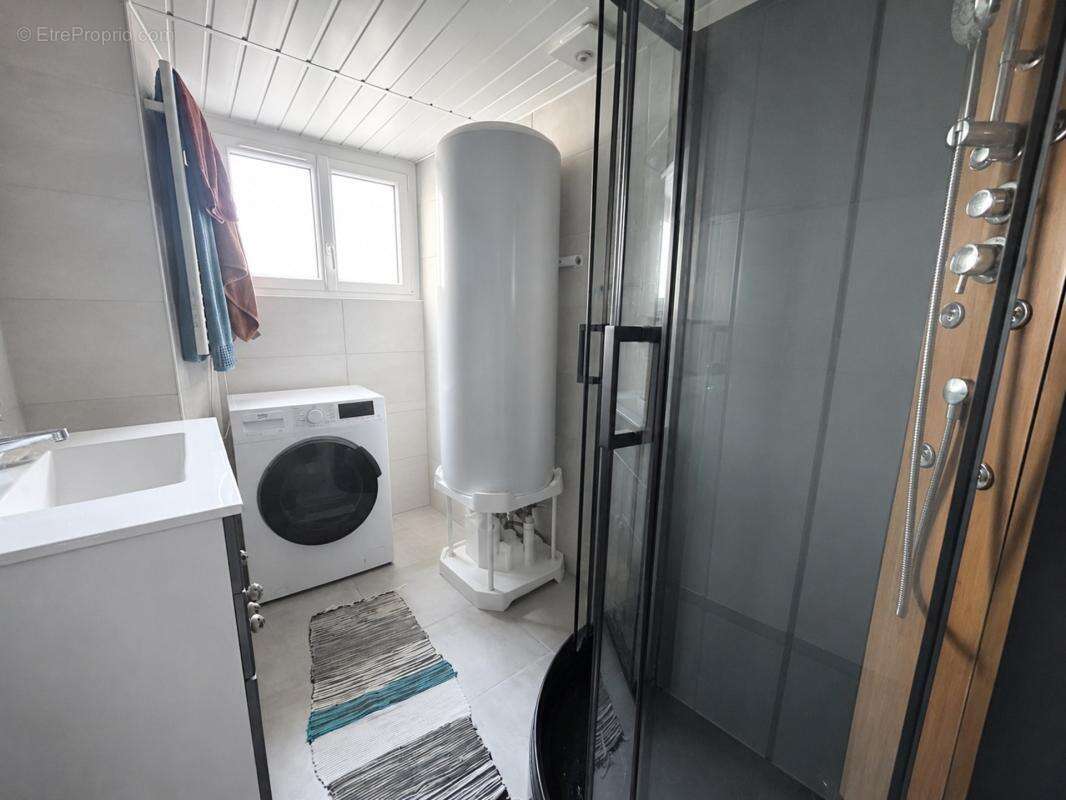 Maison T5 entièrement rénovée à Lantillac (56) - Aucun travaux à prévoir - photo 10