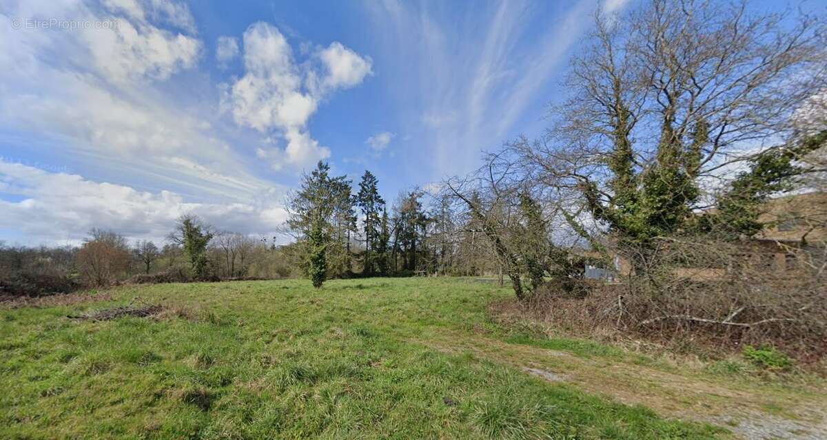 Terrain à GEVEZE
