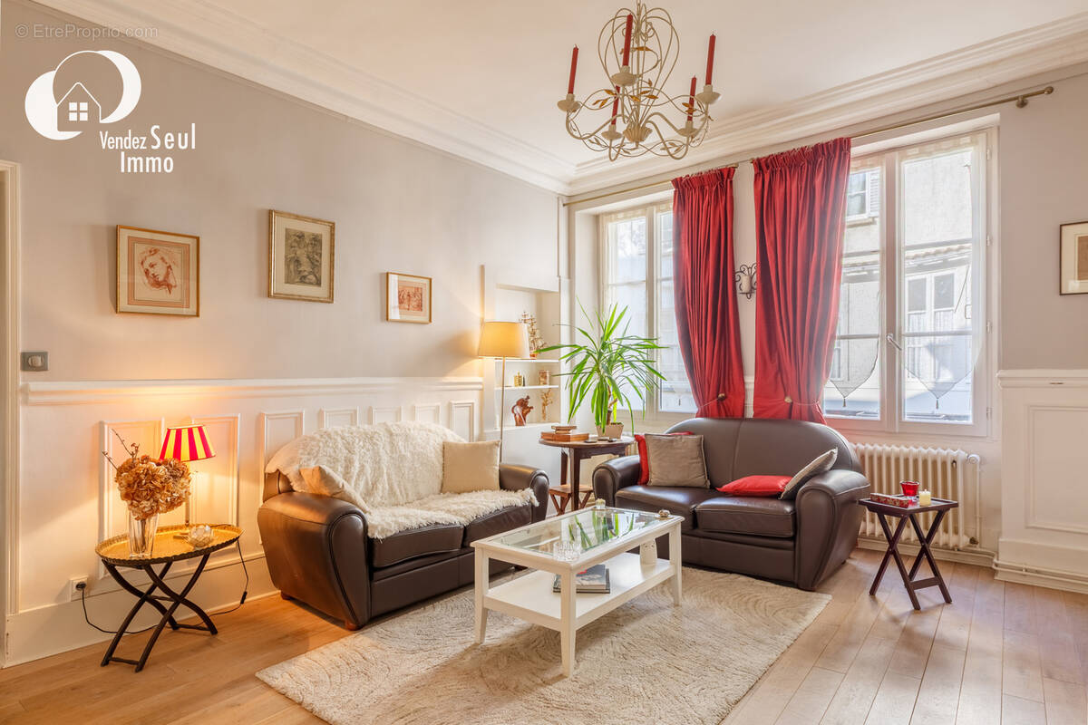 Appartement à VERSAILLES