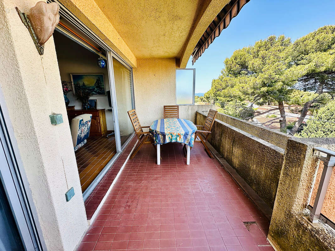 Appartement à SIX-FOURS-LES-PLAGES