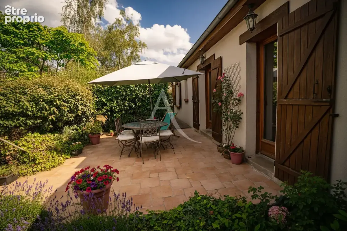 Maison Cande Sur Beuvron 4 pièce(s) 109 m2 - photo 2