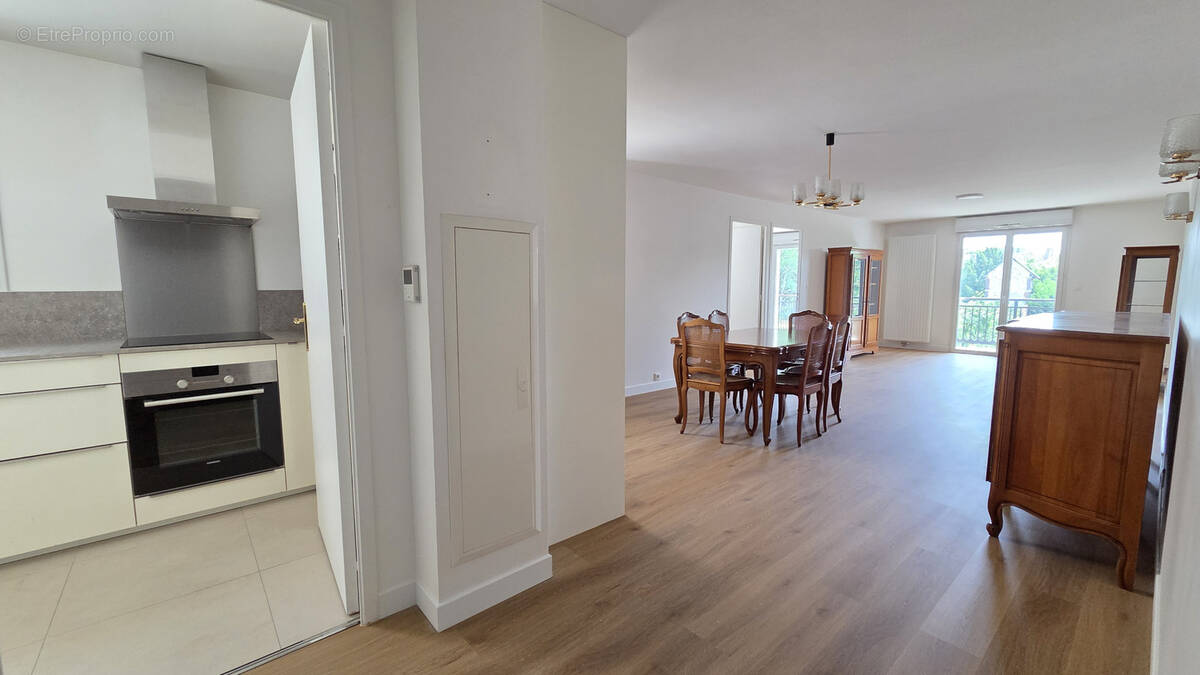 Appartement à BOISSY-SAINT-LEGER