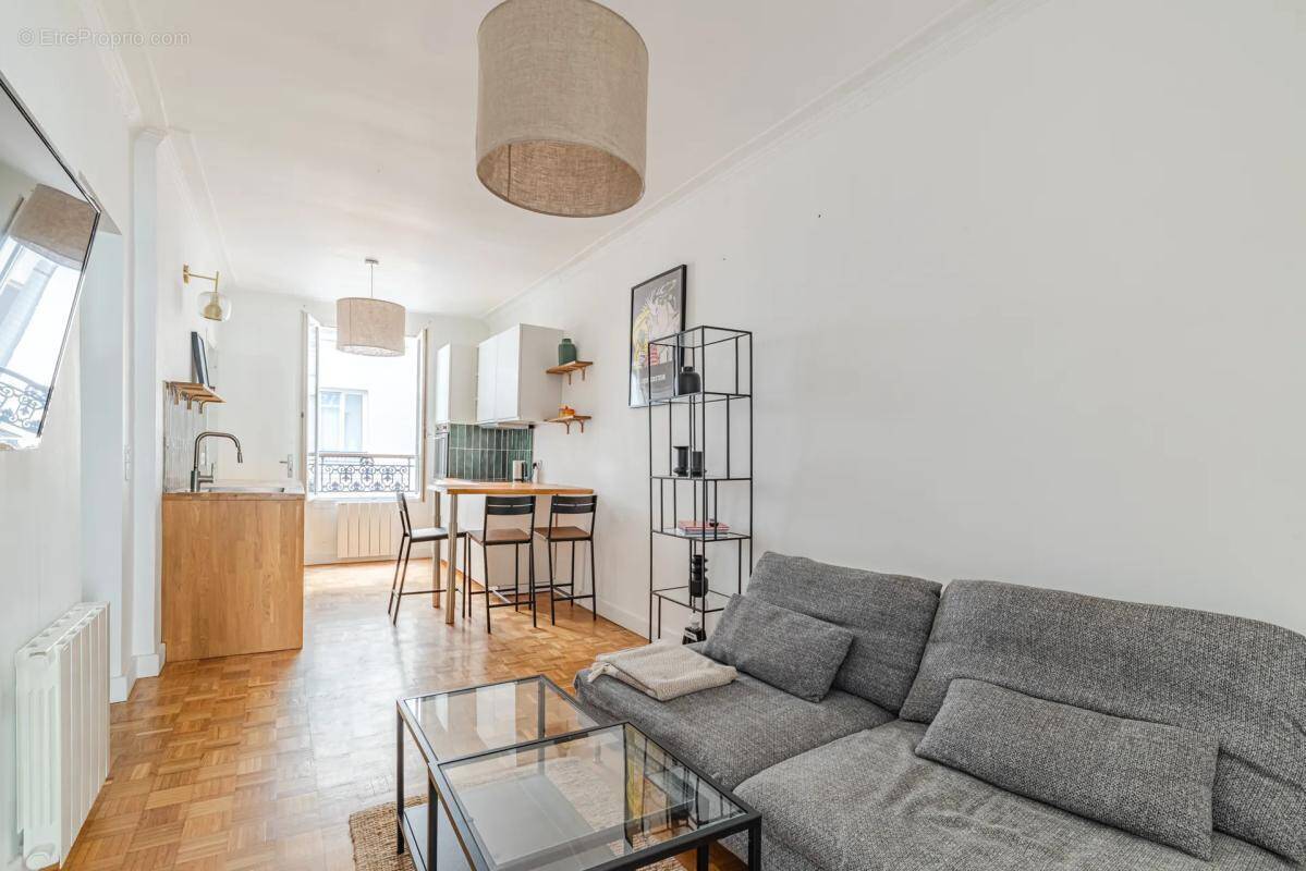 Appartement à PARIS-9E