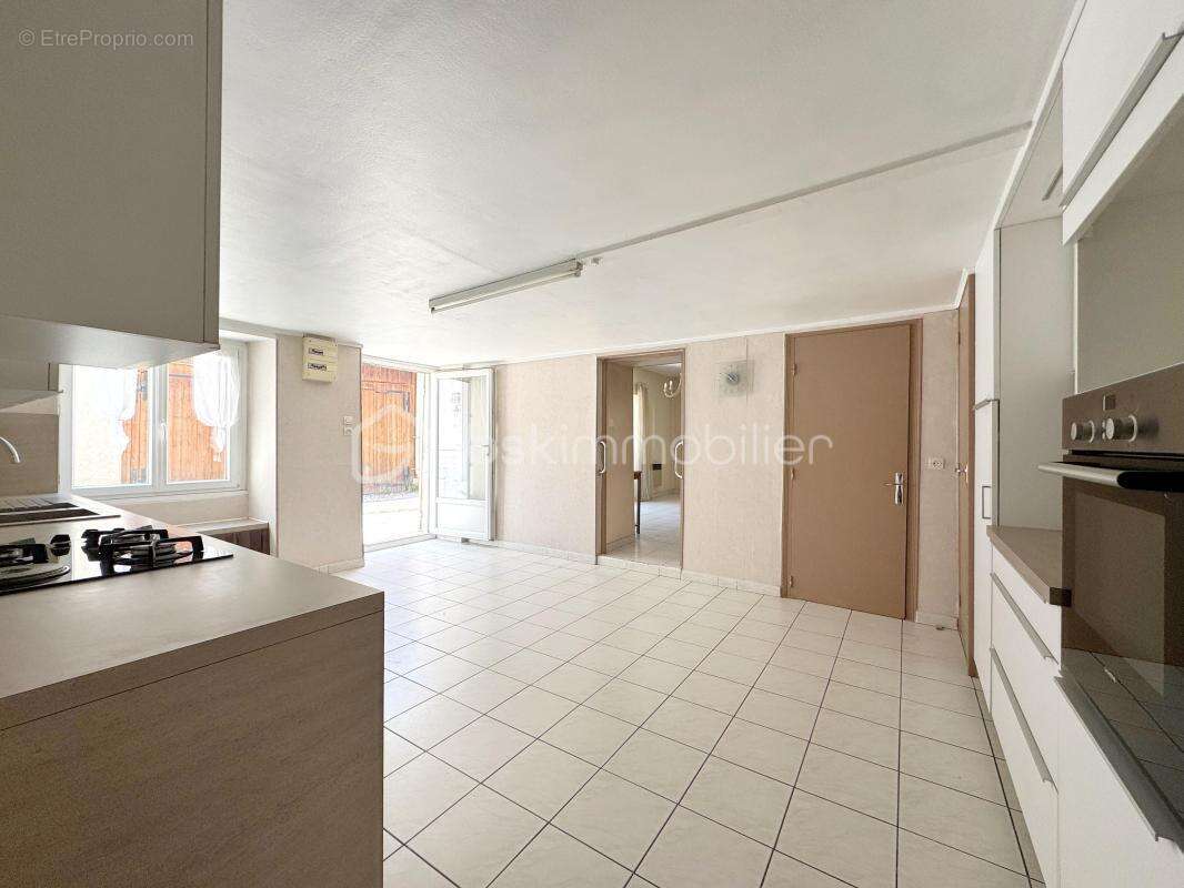 Appartement à VILLARD-BONNOT