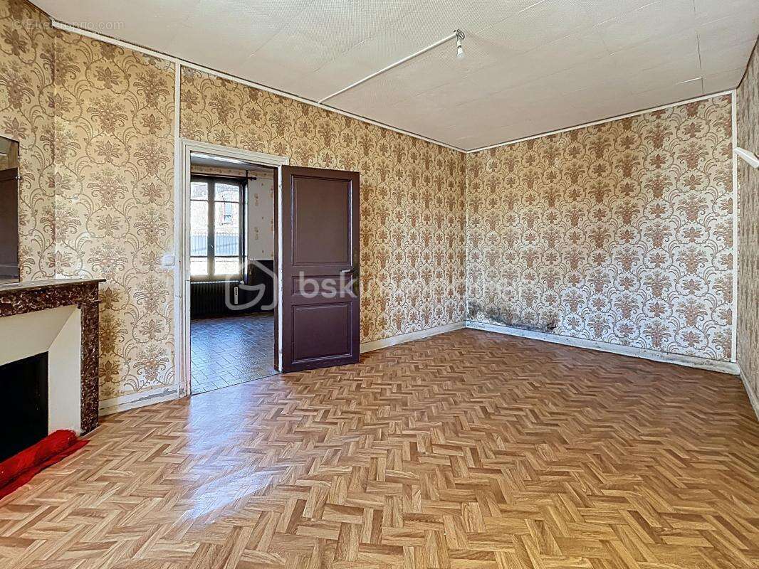 Maison à AUFFERVILLE