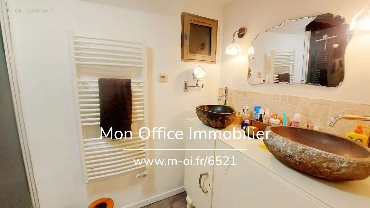 Maison à LOURMARIN