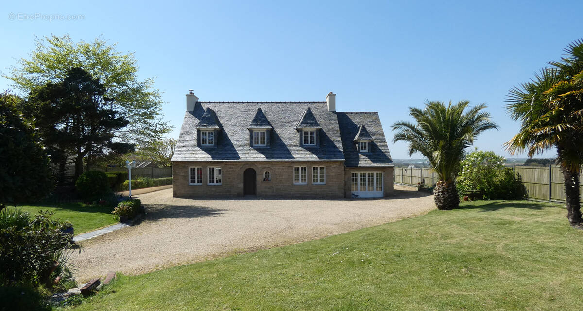 Maison à TAULE