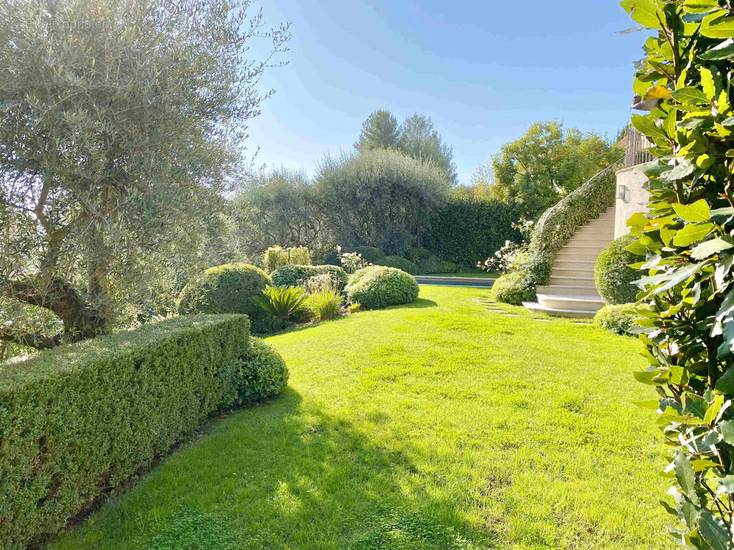 Maison à SPERACEDES