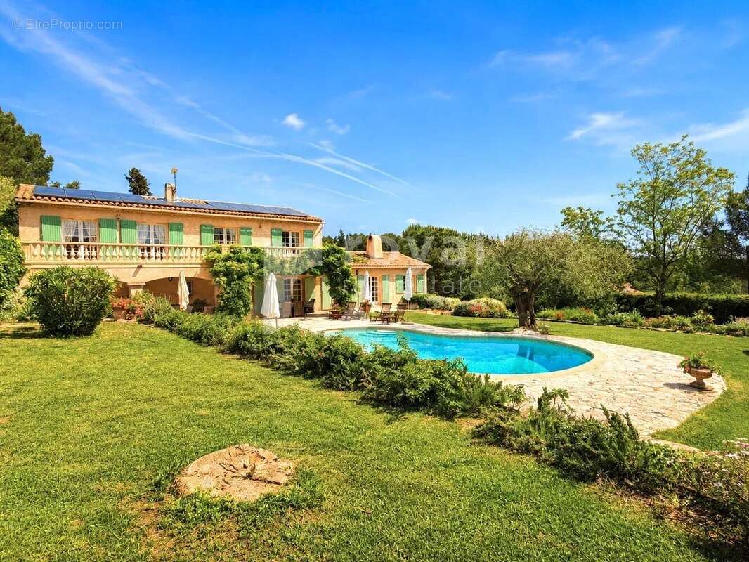 VALBONNE - Belle villa provençale - photo 2