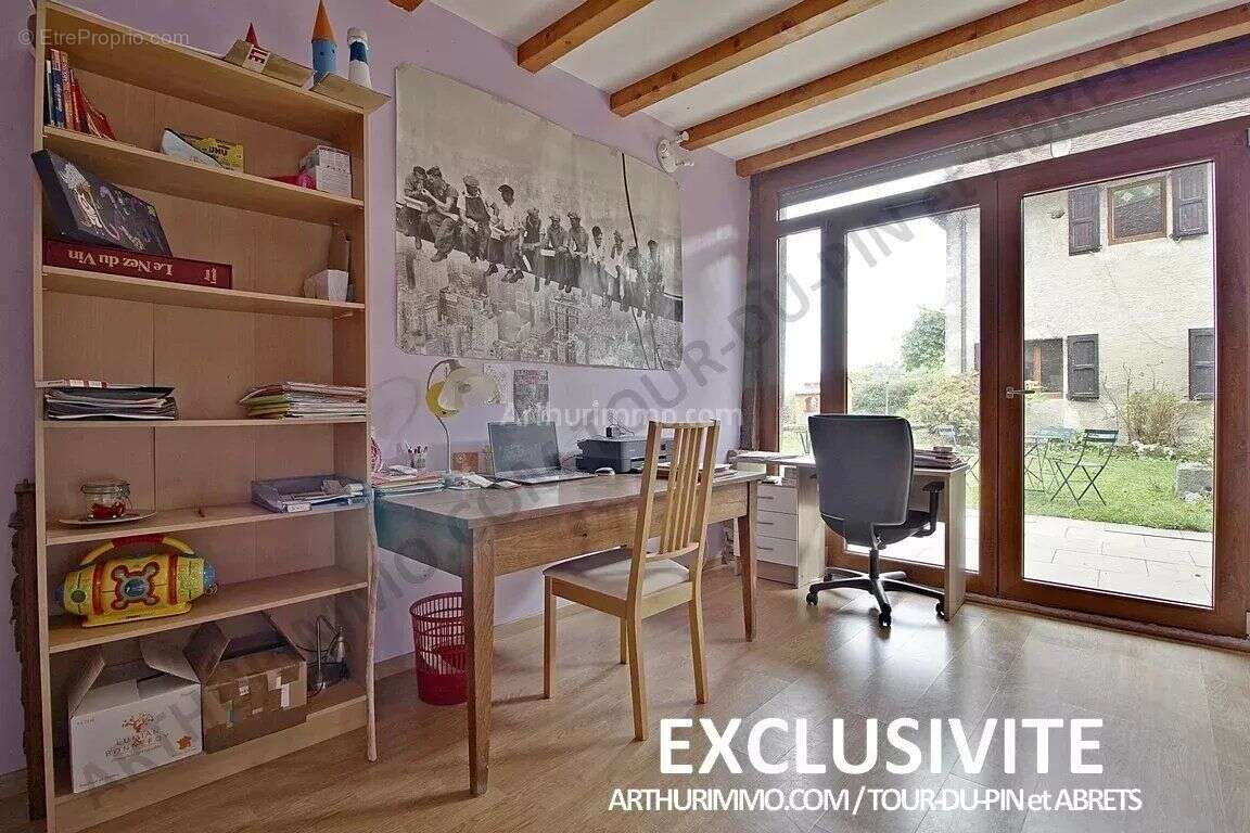 Maison à BELMONT-TRAMONET