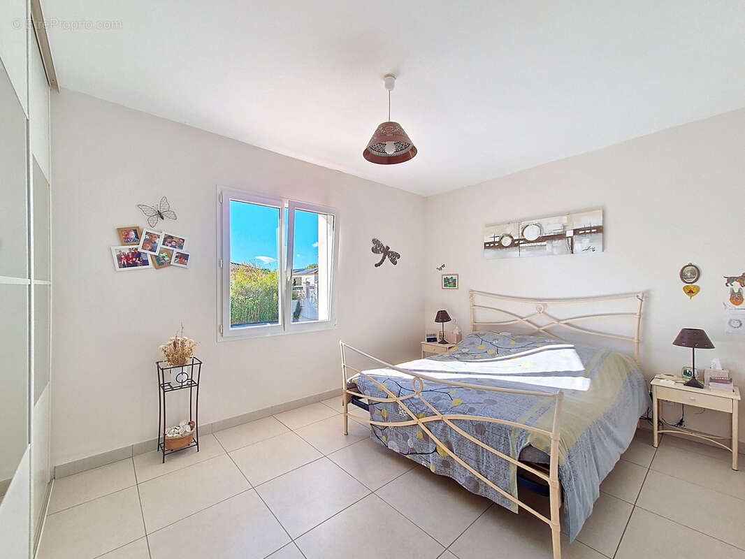 Montarnaud belle villa t6 de 165m2 sur 1196m2 de terrain avec piscine - photo 10