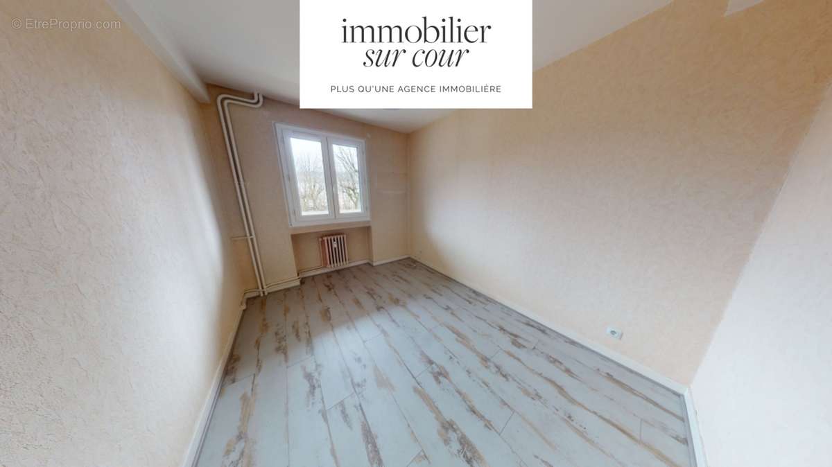 Appartement à SAINT-ETIENNE