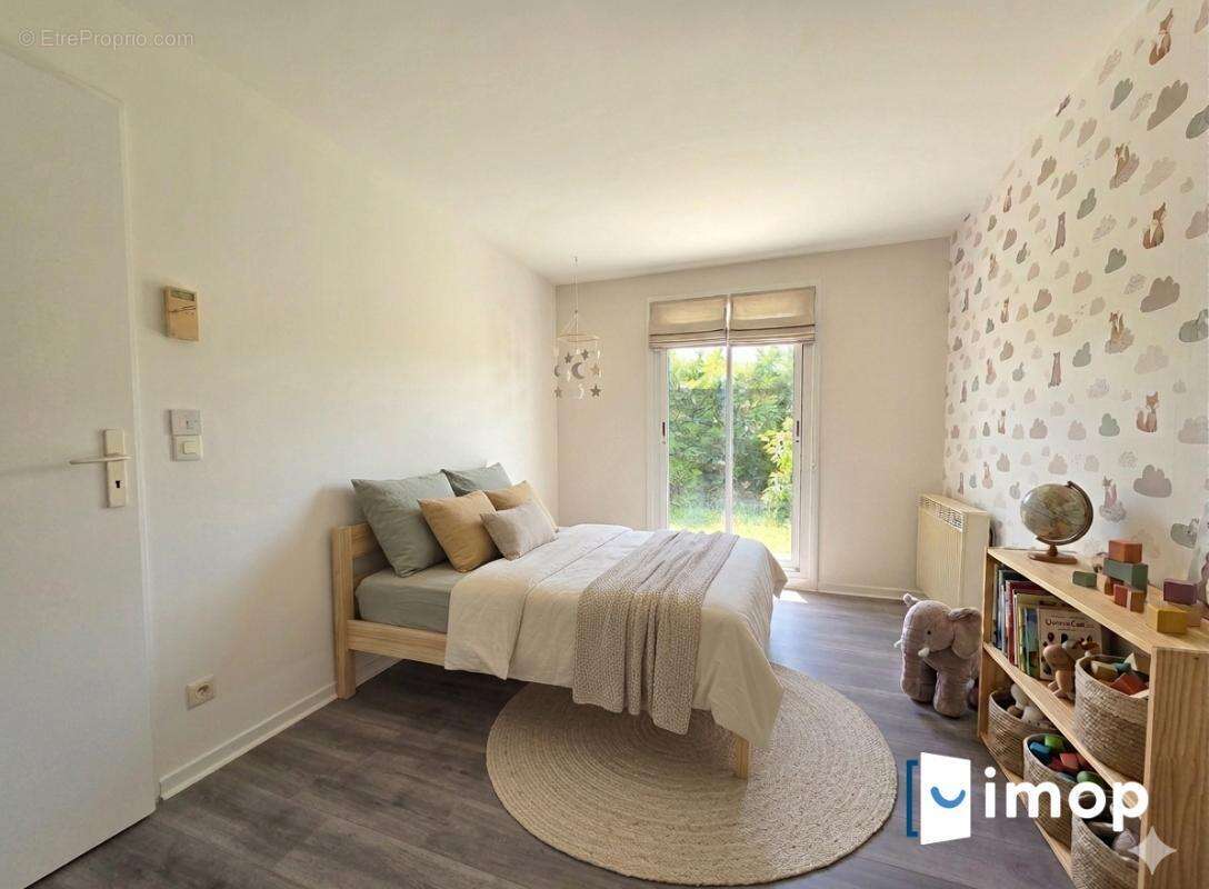 Maison à AMBARES-ET-LAGRAVE
