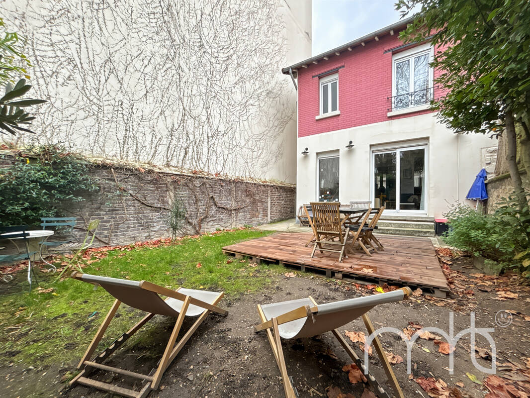 Maison à ASNIERES-SUR-SEINE