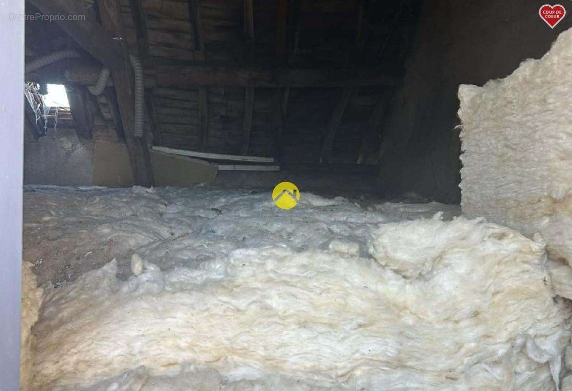 Maison à MONTMARAULT