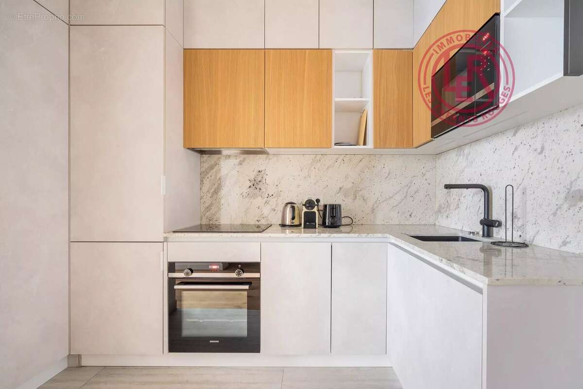 Appartement à PARIS-3E