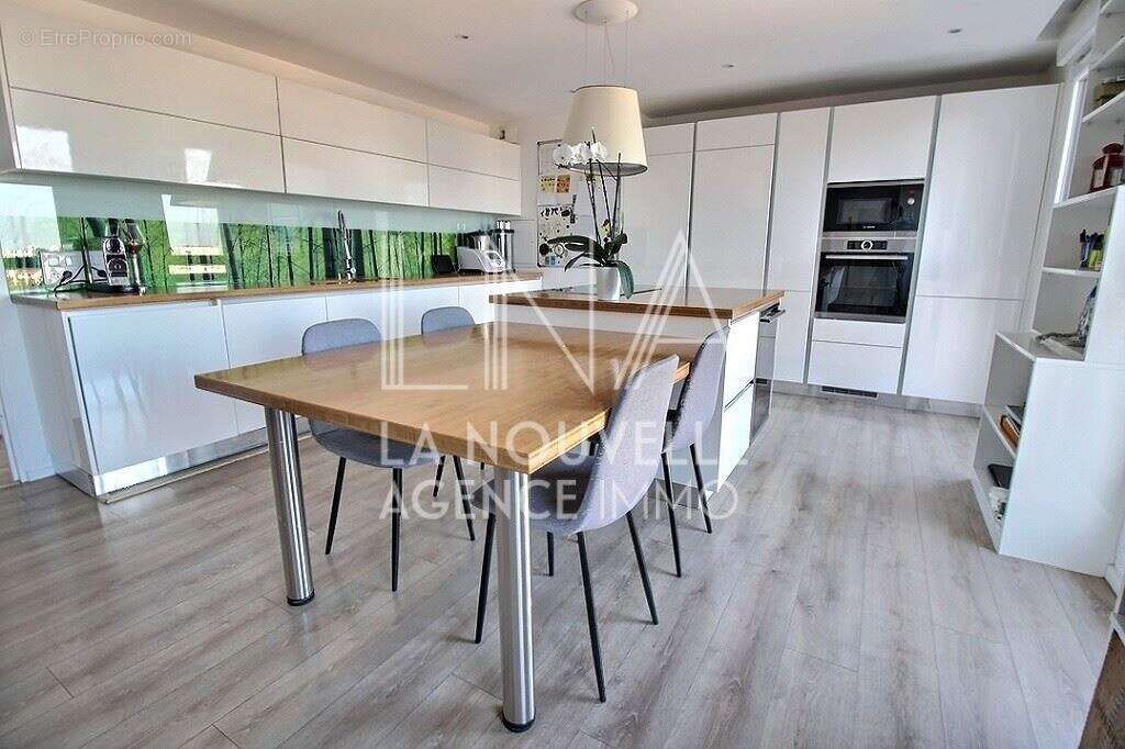 Appartement à ROMAINVILLE