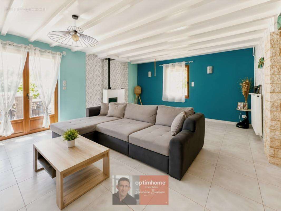 NANCE – Propriété de caractère de 240 m² avec dépendances, piscine et 3 720 m² de terrain - photo 6
