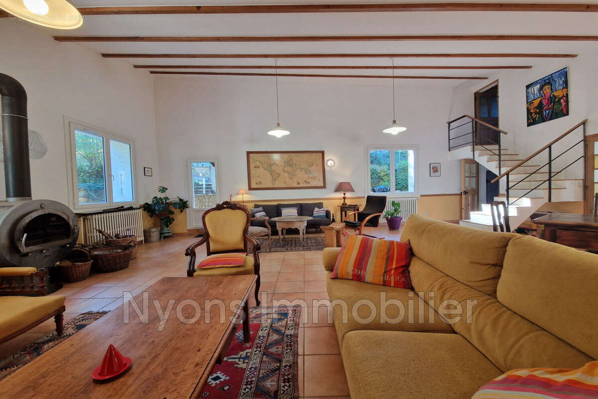 Maison à NYONS