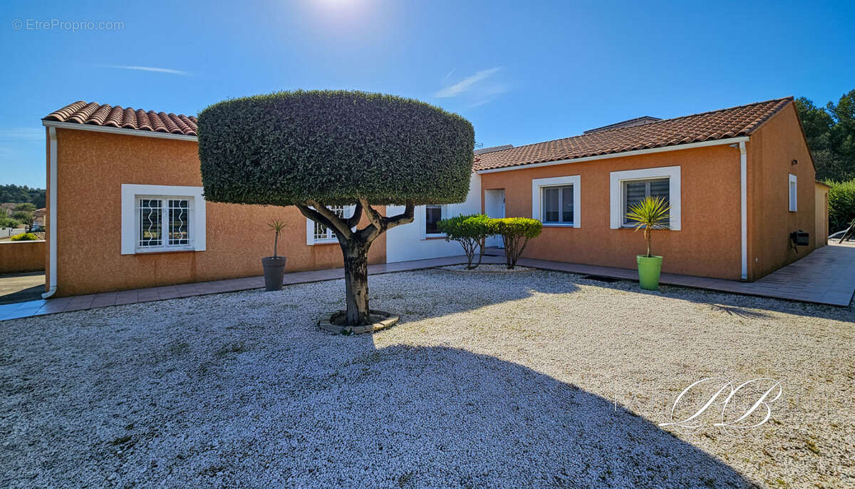 Maison à CASES-DE-PENE