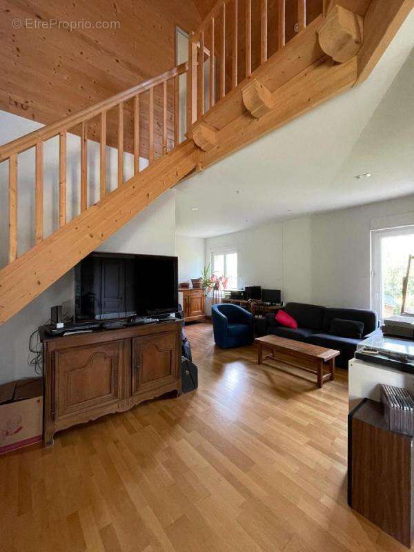 Maison à SAINT-JOUAN-DES-GUERETS