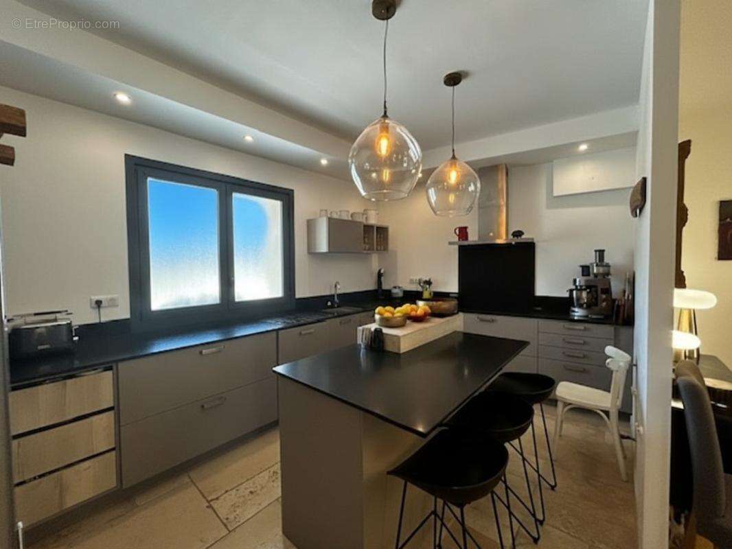 Maison 190 m² à Bollene  - photo 8