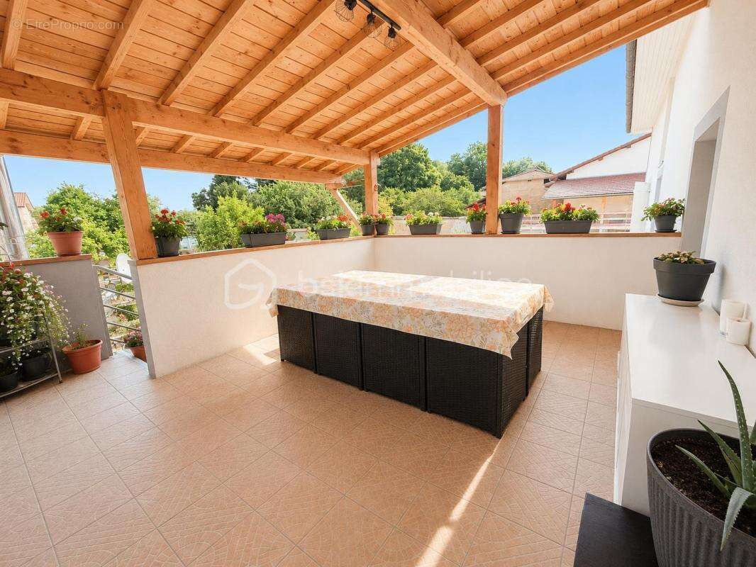 Maison avec deux appartements – Terrain 993 m² – Idéal famille, investissement ou projet locatif - photo 6