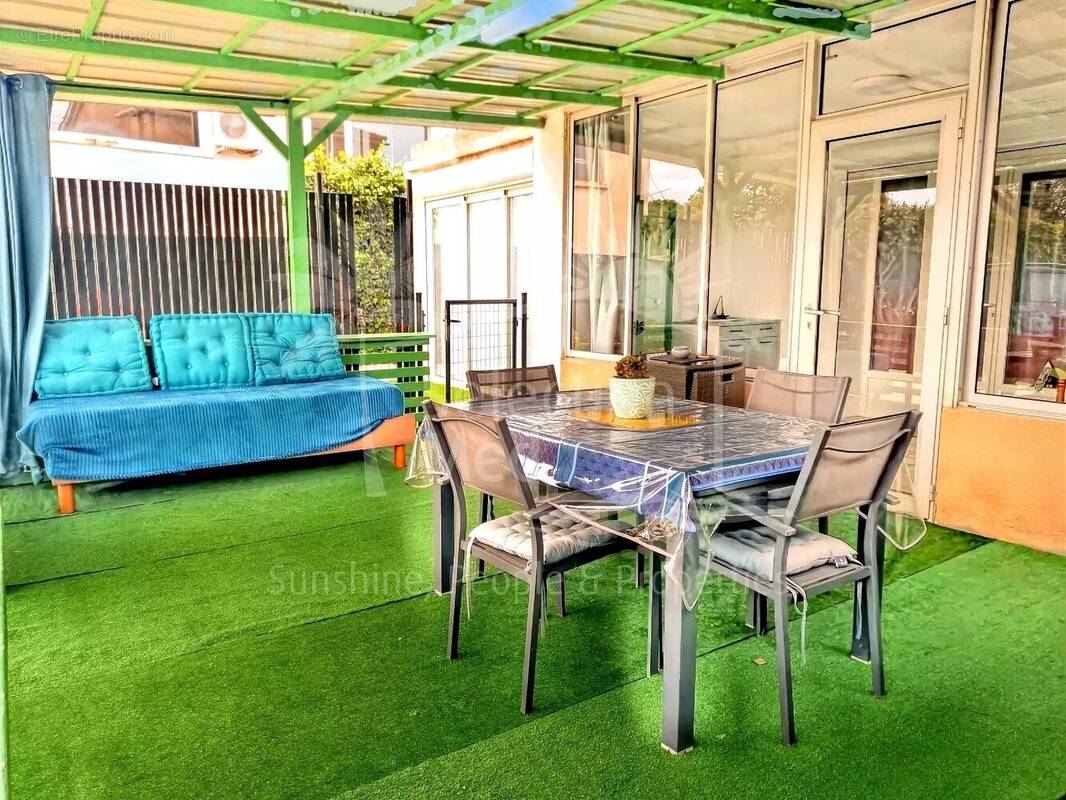 Appartement à SIX-FOURS-LES-PLAGES