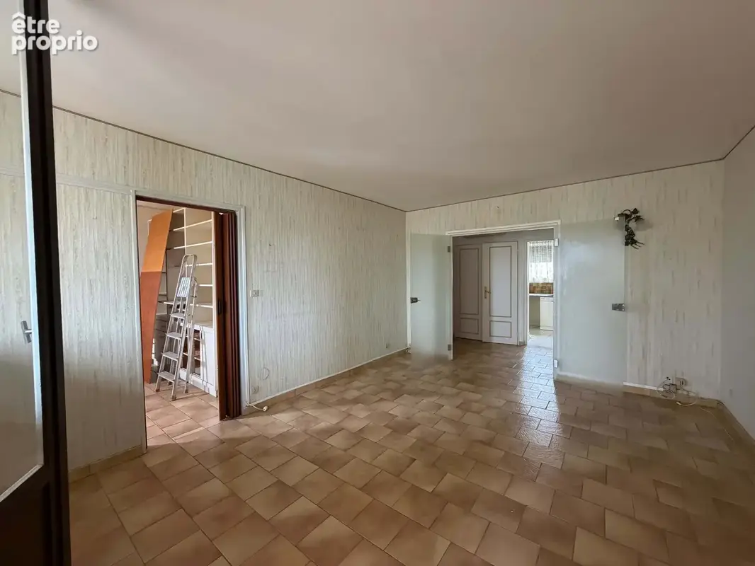 Appartement à ARLES