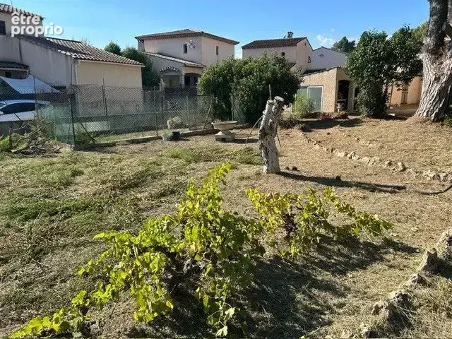 Terrain à bâtir de 300 m² à LA ROQUETTE-SUR-SIAGNE (06) - photo 10