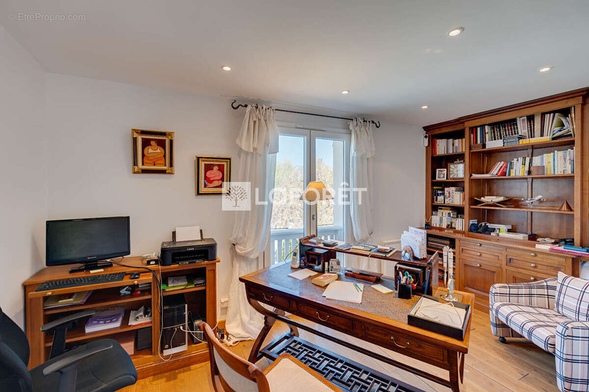 Maison Neuvecelle 8 pièces 189.72m² au calme - photo 13