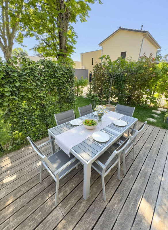 Maison à DARDILLY