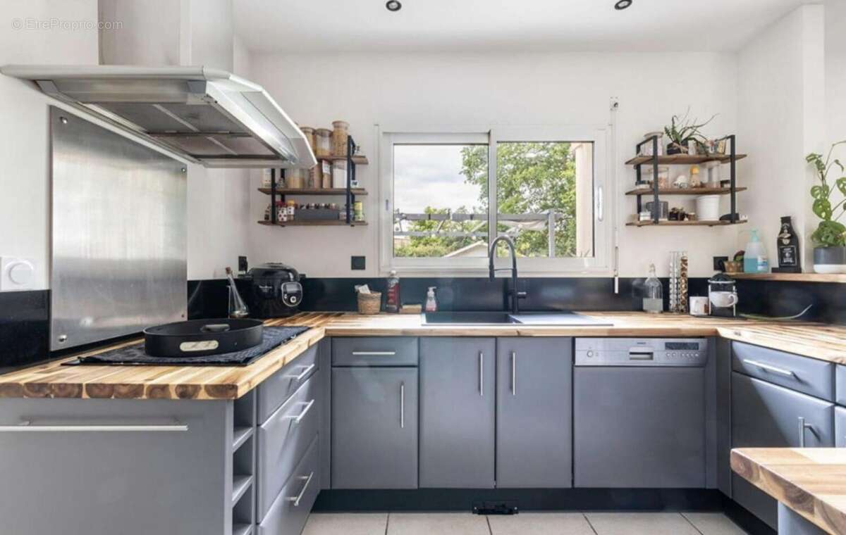 Photo 5 - Maison à SAINT-MEDARD-D'EYRANS