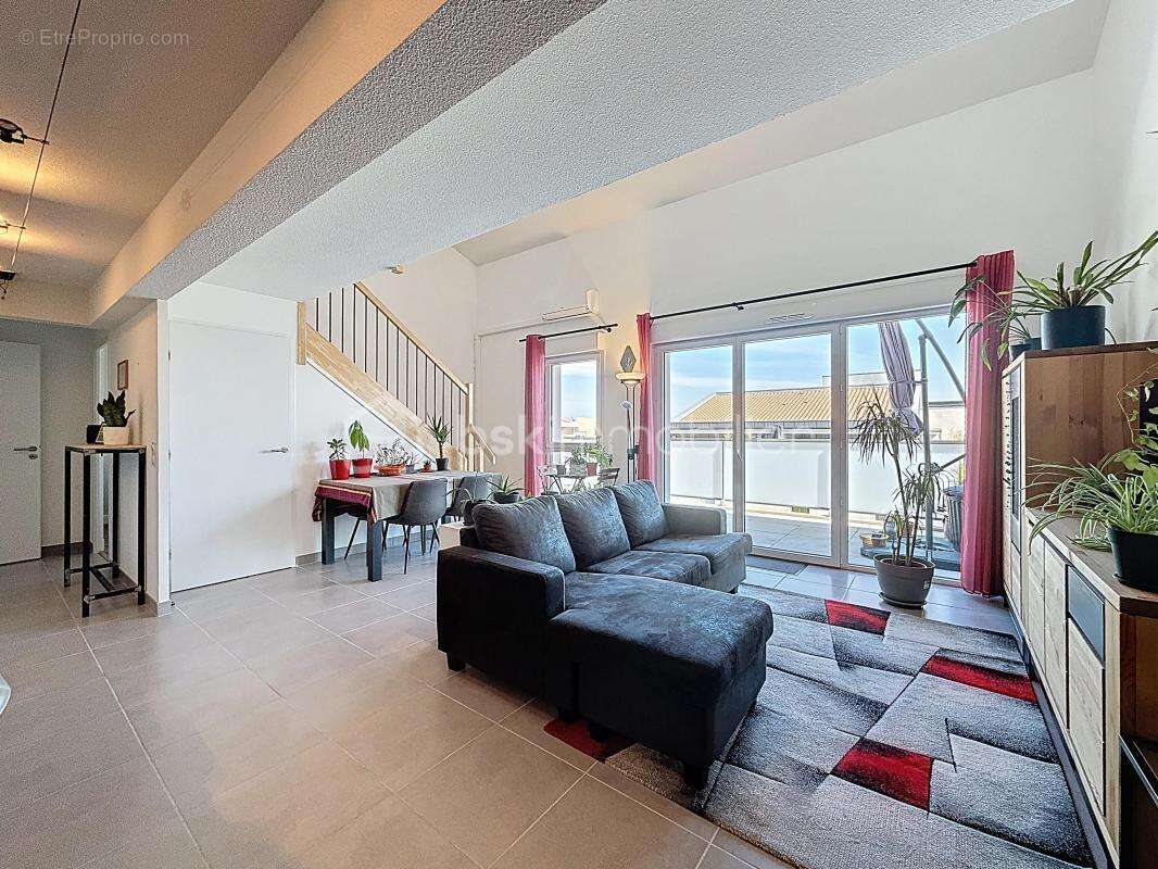 Appartement à SAINT-BRES