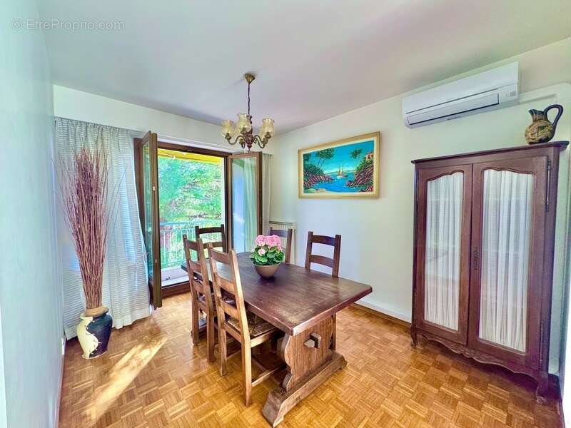 Appartement à MARSEILLE-9E