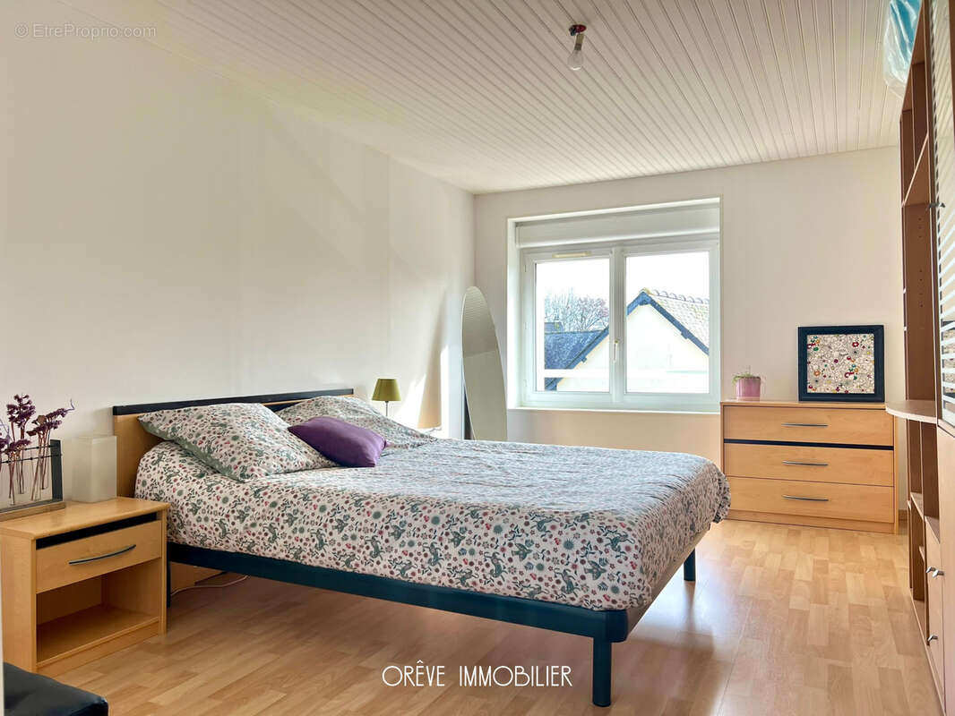 Maison à NOYAL-CHATILLON-SUR-SEICHE