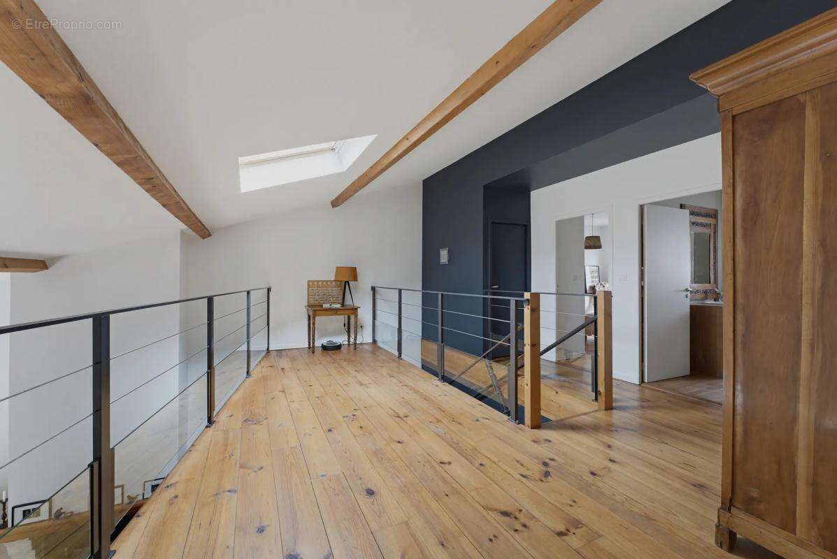 Maison de 6 pièces de 176 m² située à Talence - photo 11