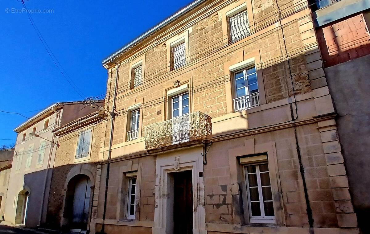 Maison à QUARANTE