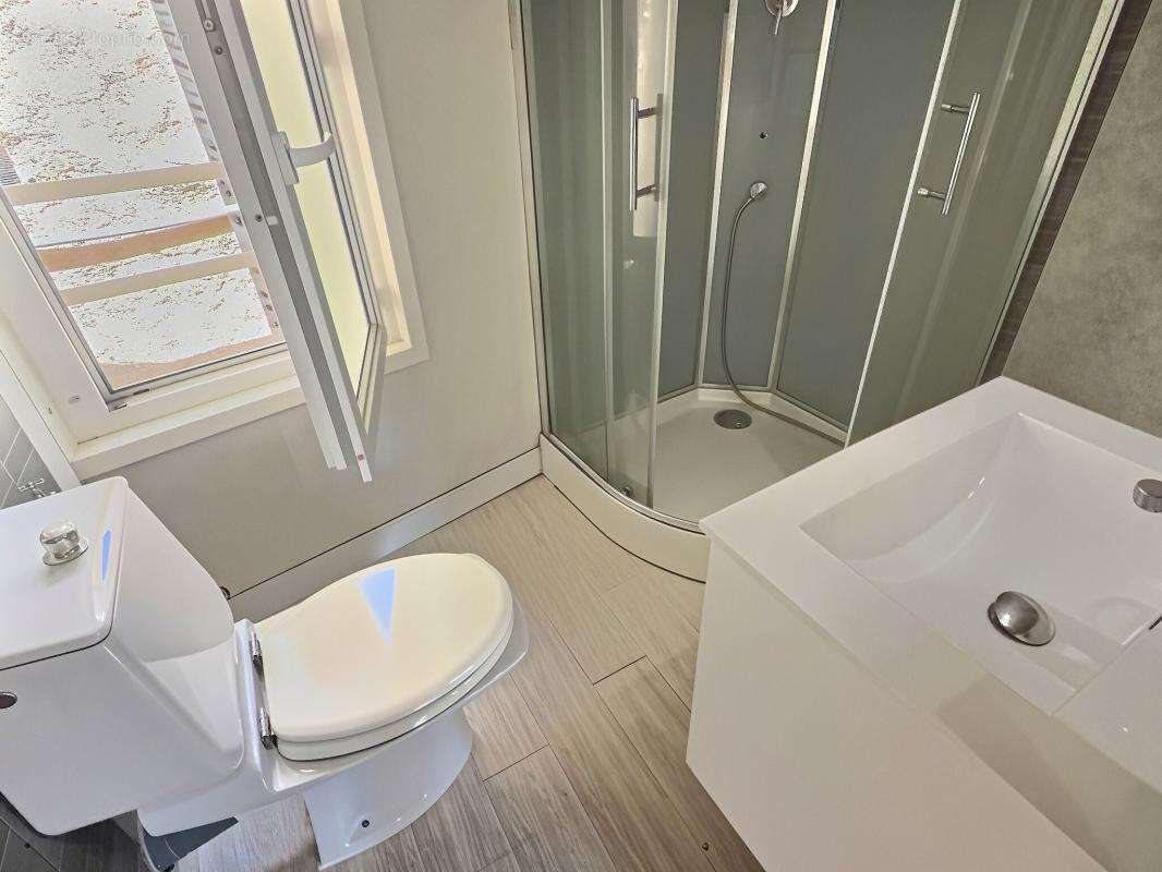 Proche des accès pour la Gordolasque, appartement très lumineux - photo 12