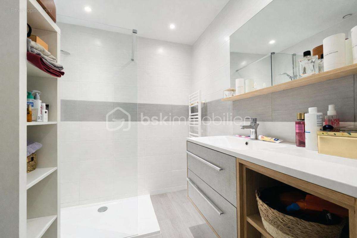 À vendre – Appartement de charme au cœur de Pommiers – 60m² – Vue vignes - photo 8