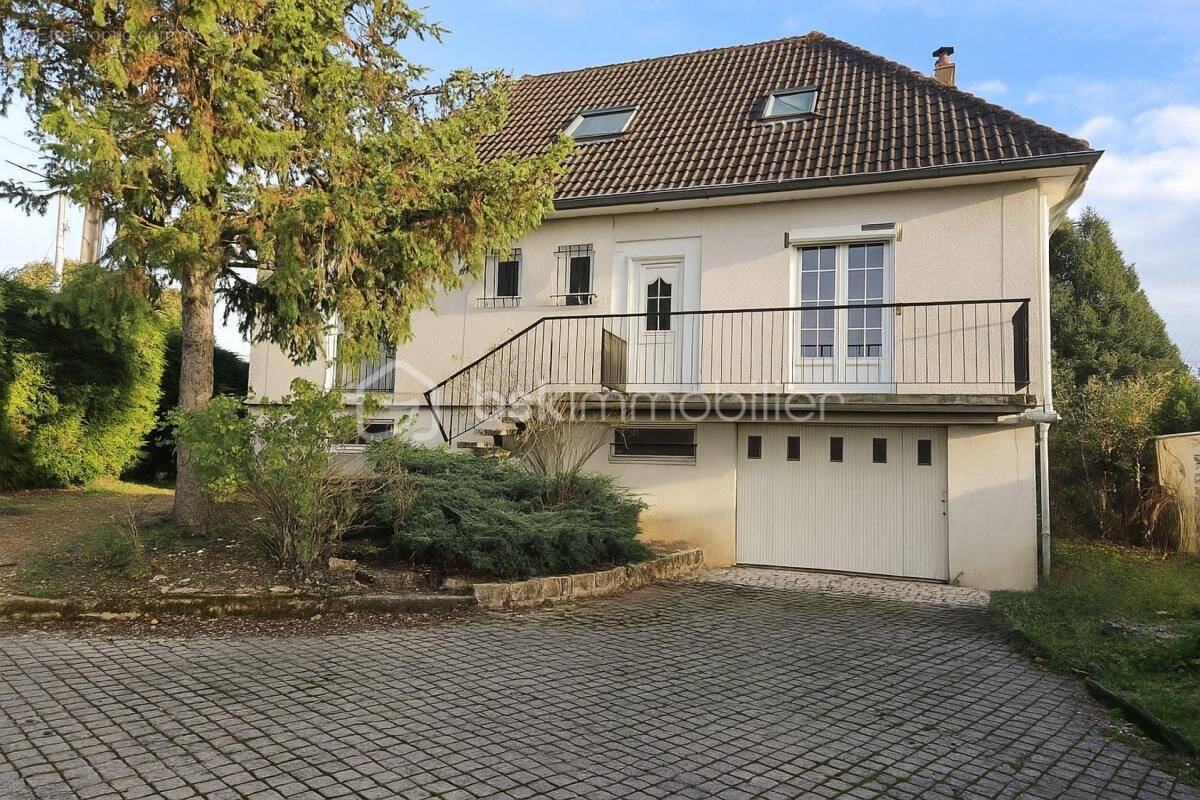 Maison à SAINT-GERMAIN-DU-PUY