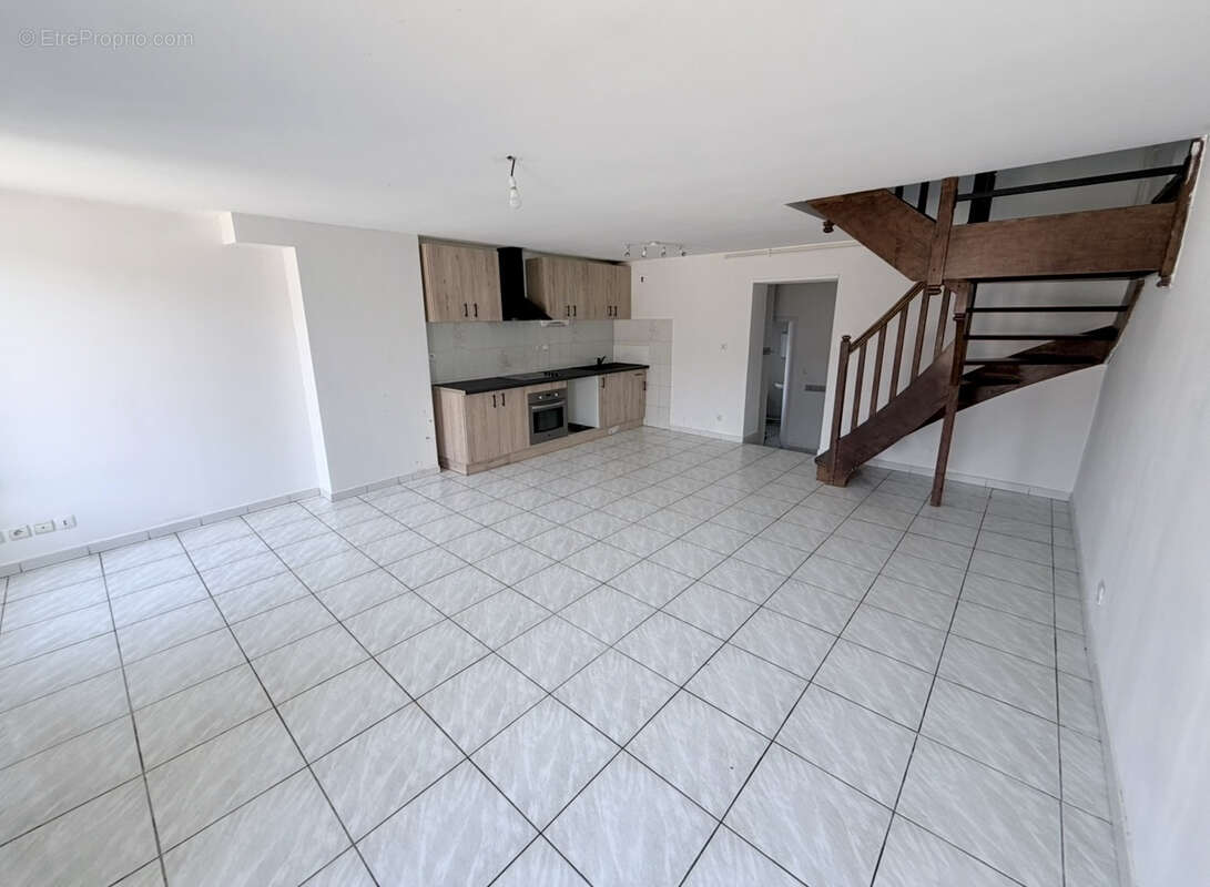 Appartement à VILLARS-LES-DOMBES