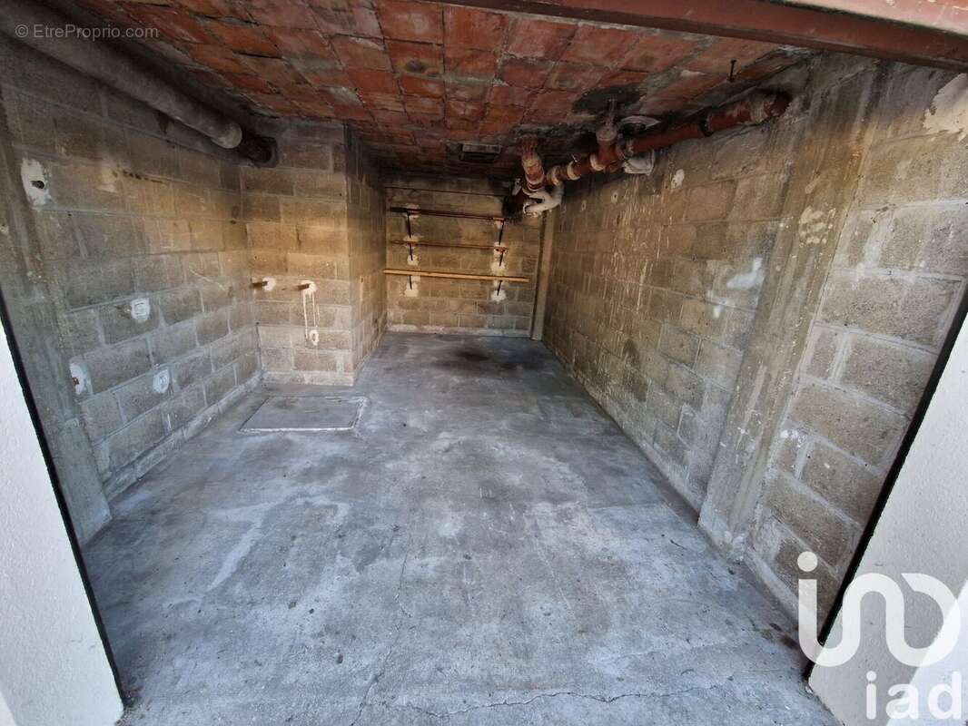 Photo 4 - Parking à CHELLES