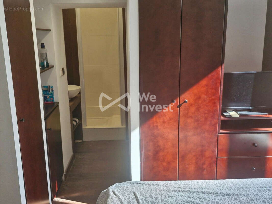 Appartement à MARSEILLE-4E