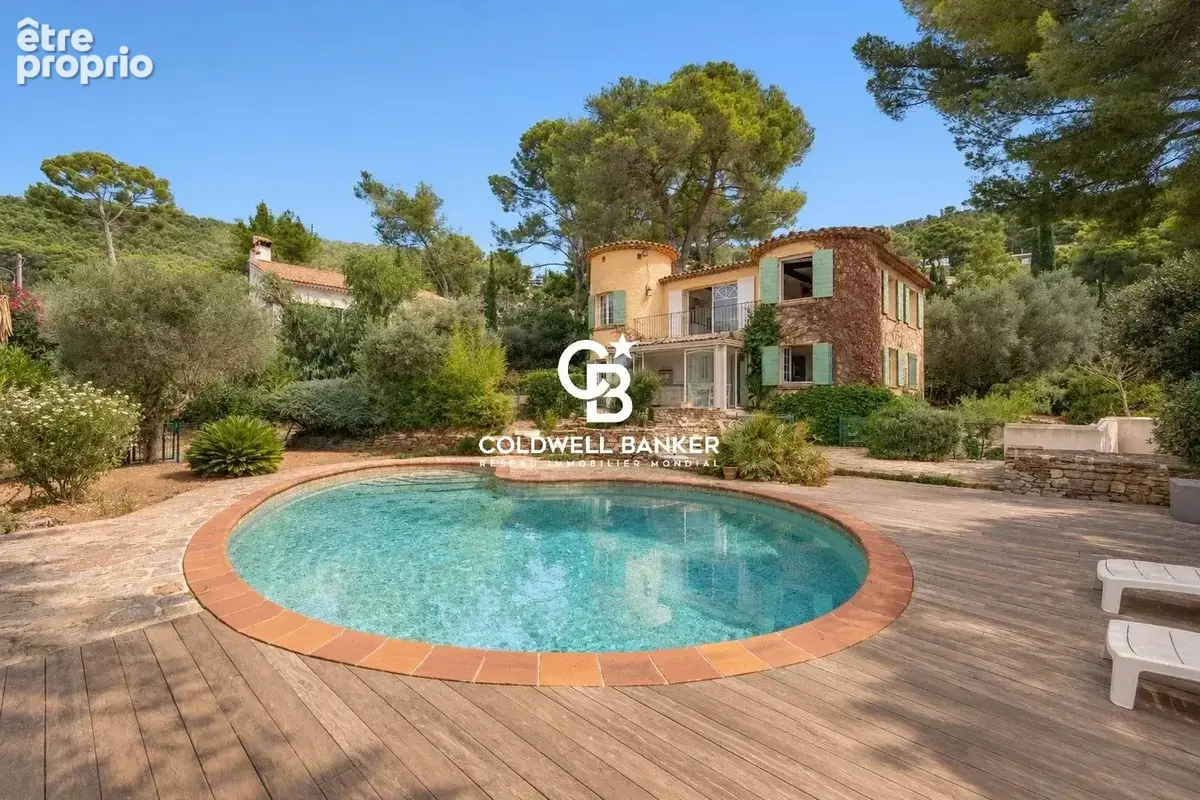 Villa de caractère avec vue mer et piscine, Domaine de La Californie - 83320 Carqueiranne - photo 17