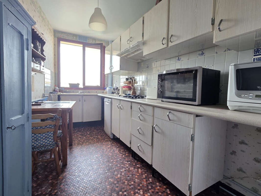 Appartement Lycée International, 4 pièces, 90 m2, dernier étage avec extérieur - photo 8