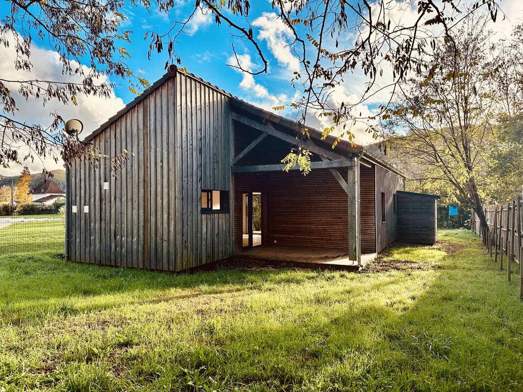 Maison à TOUR-DE-FAURE
