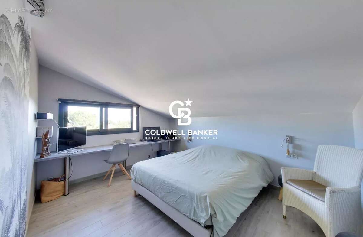 Maison à SAINT-CYPRIEN